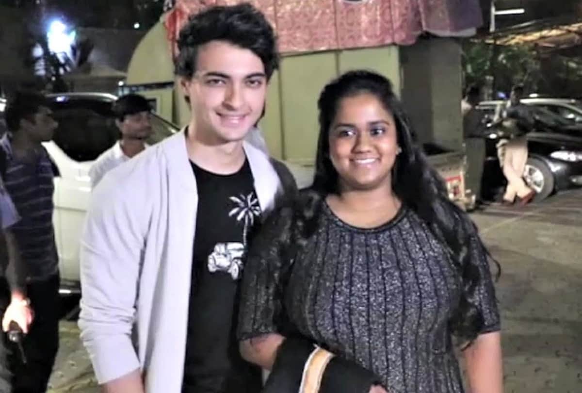Arpita Khan Sharma Shares Romantic Picture with Aayush Sharma Goes Viral