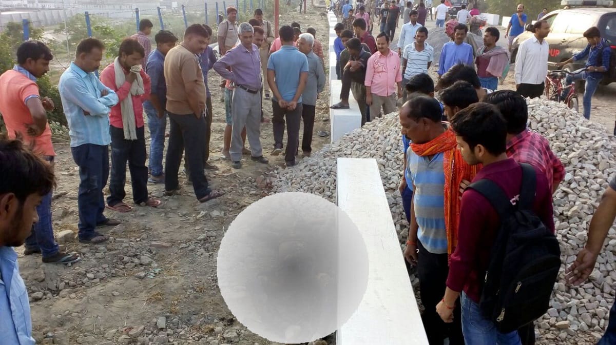 two people were killed in allahabad, police suspects double murder