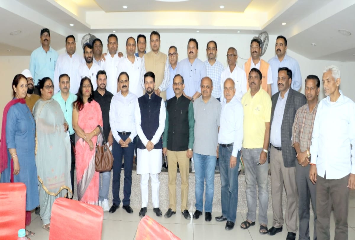 anurag thakur elected new president of hockey himachal