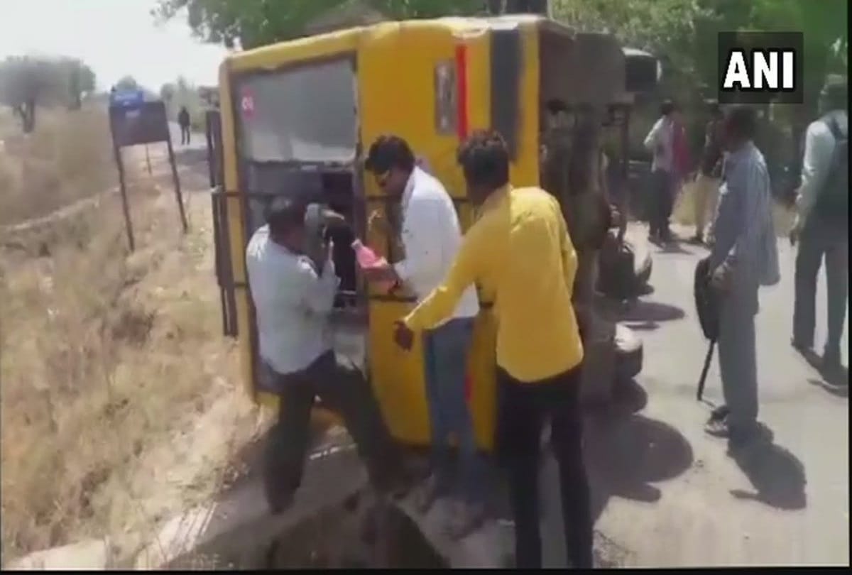 Gujarat: 20 students injured after their school bus overturned in Amreli