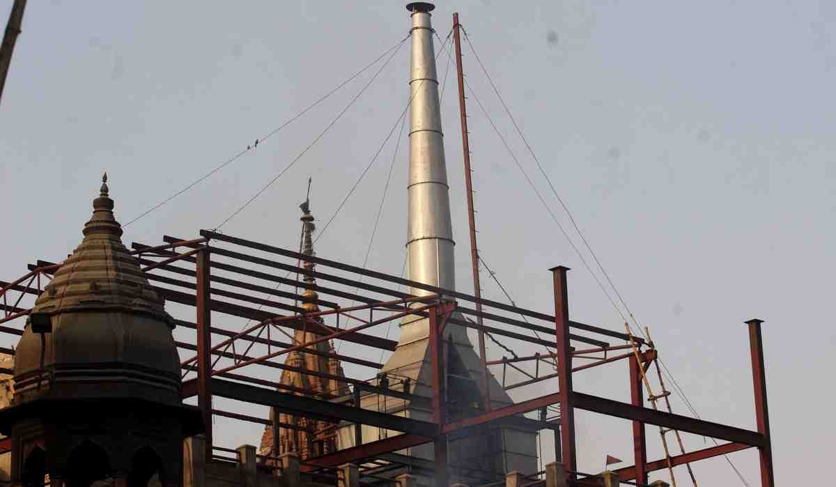 Funeral will done in chimney at manikarnika ghat