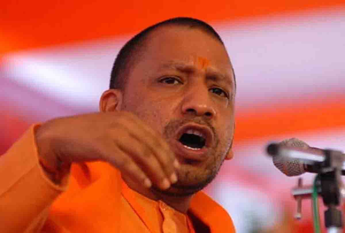 yogi adityanath asks question to akhilesh yadav.
