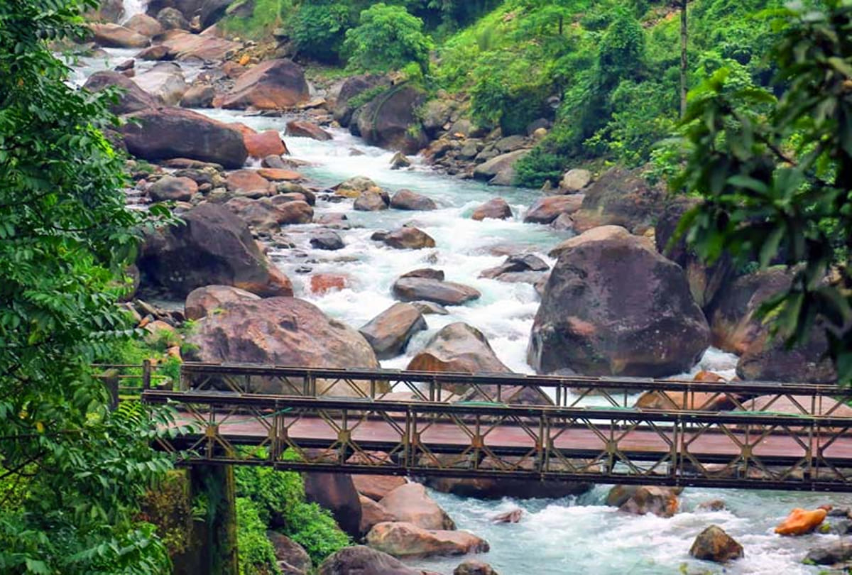 north east Travel in holiday 