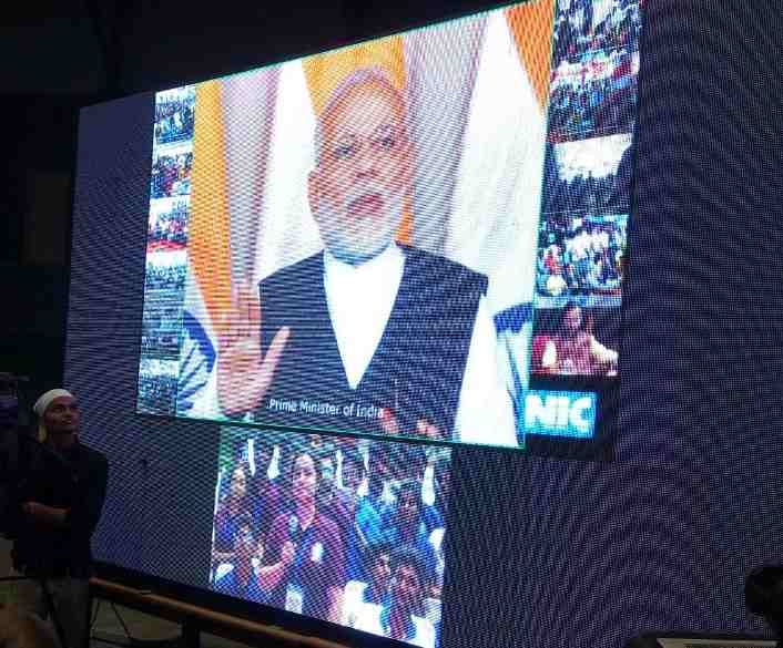 PM modi came live for smart india hackthon in BHU
