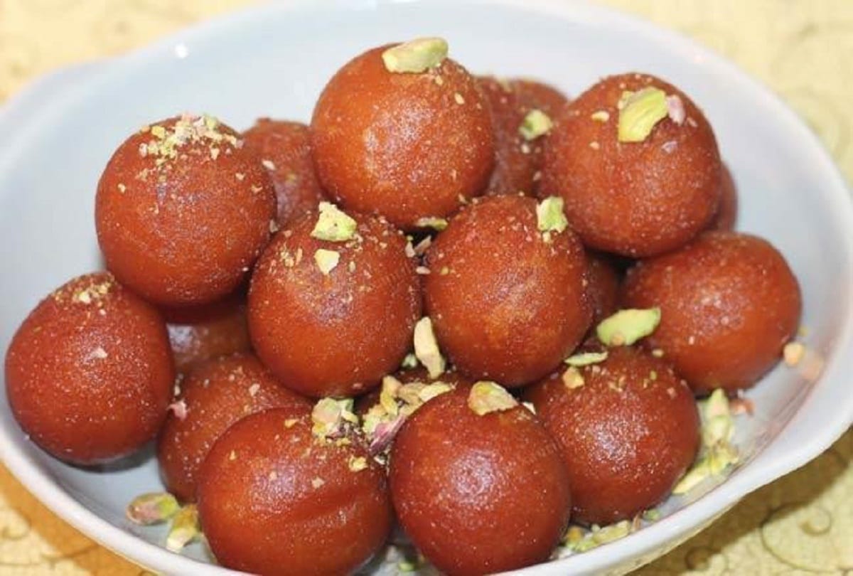 Clash In Marriage Dawat Due To Not Give Gulab Jamun