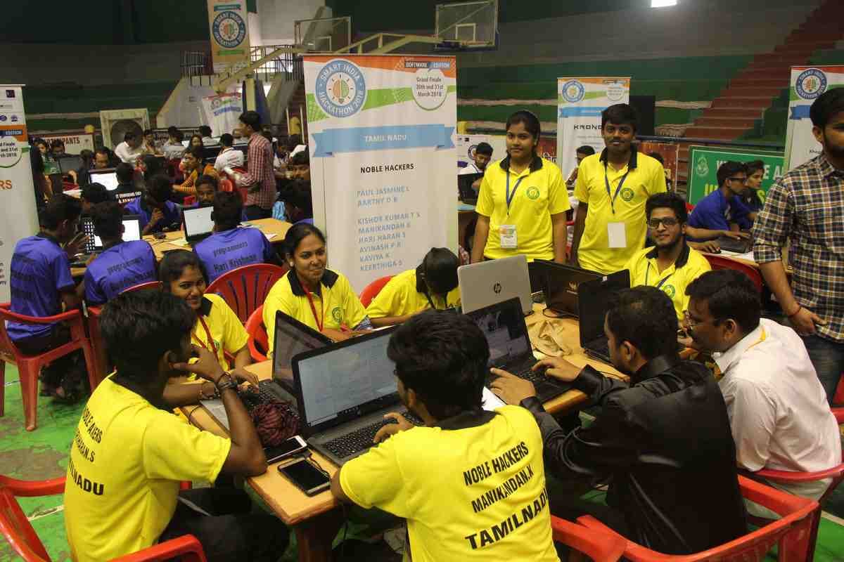 PM modi came live for smart india hackthon in BHU