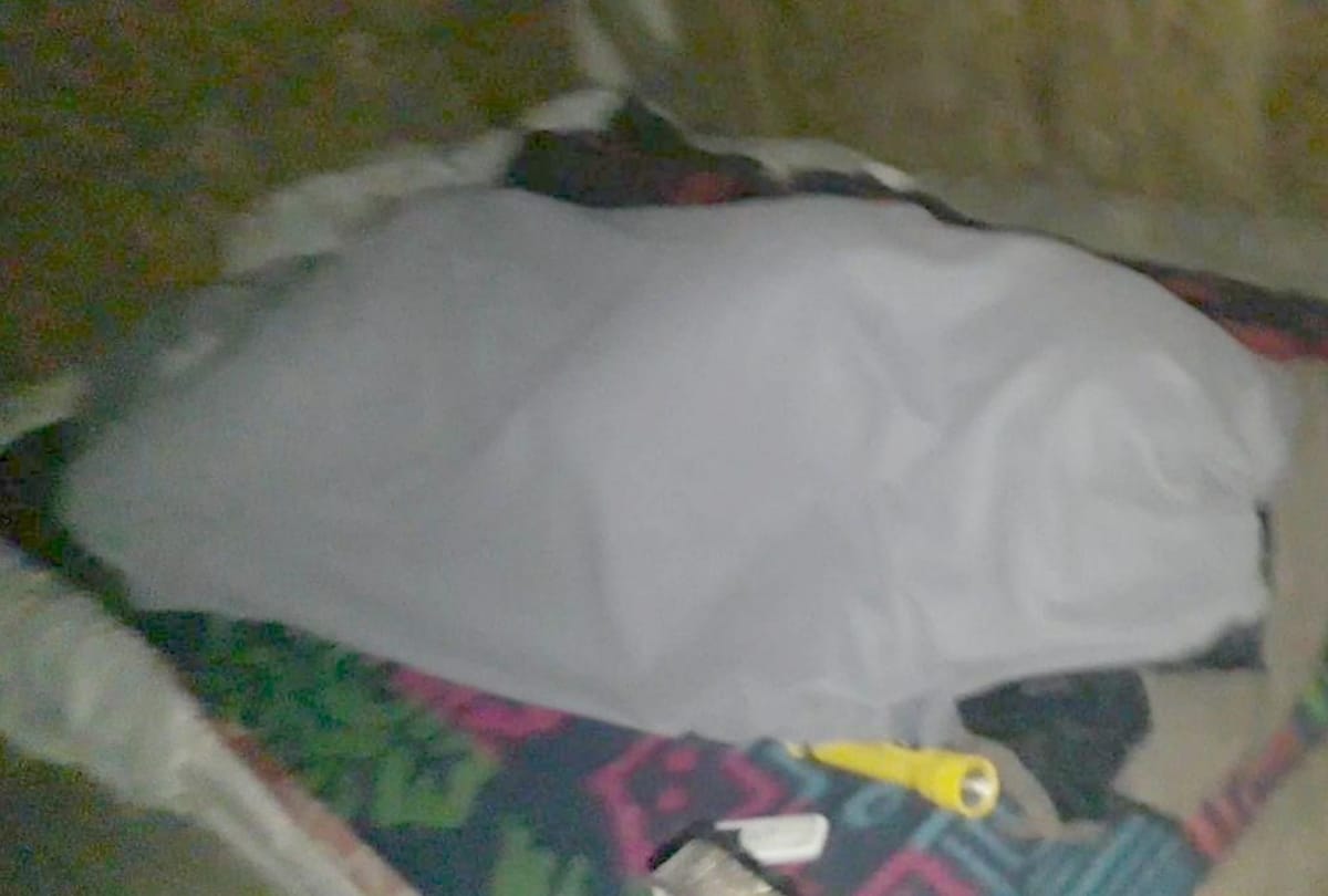 carelessness of lucknow police captured in camera