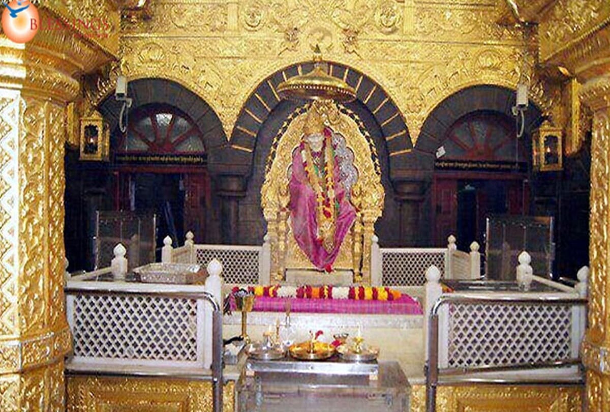 Miracle in Shirdi at Sai Baba tample 