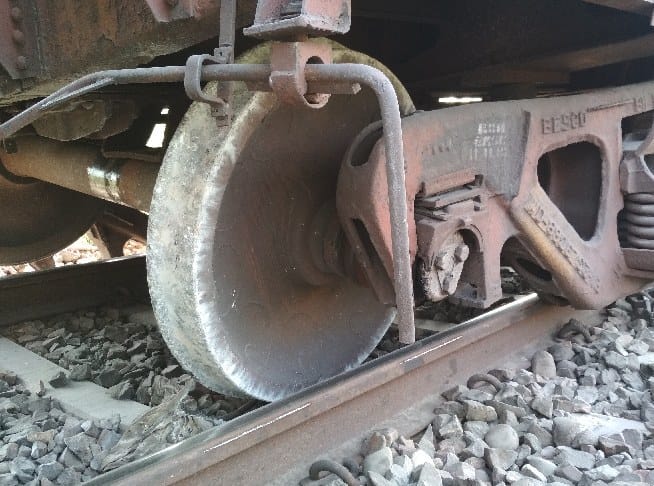 Now goods train derails