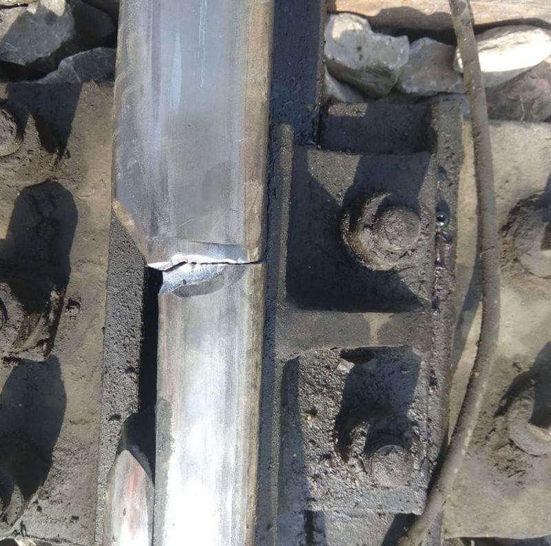मालगाड़ी दुर्घटनाग्रस्त होने से मची खलबली