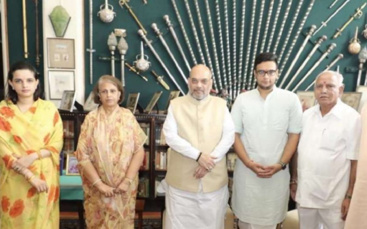 Bjp president amit shah said I cannot reveal discussions with Karnataka Wadiyar royal family