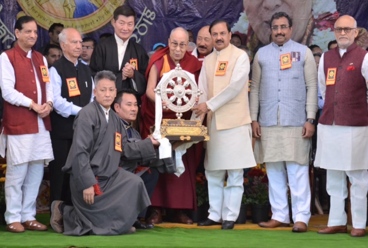 buddhist spiritual leader dalai lama statement over india china friendship