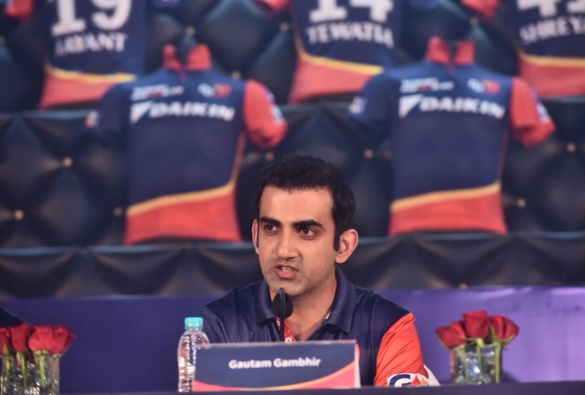 Gautam Gambhir and NC leader Tanvir Sadiq ‏had heated discussion on twitter