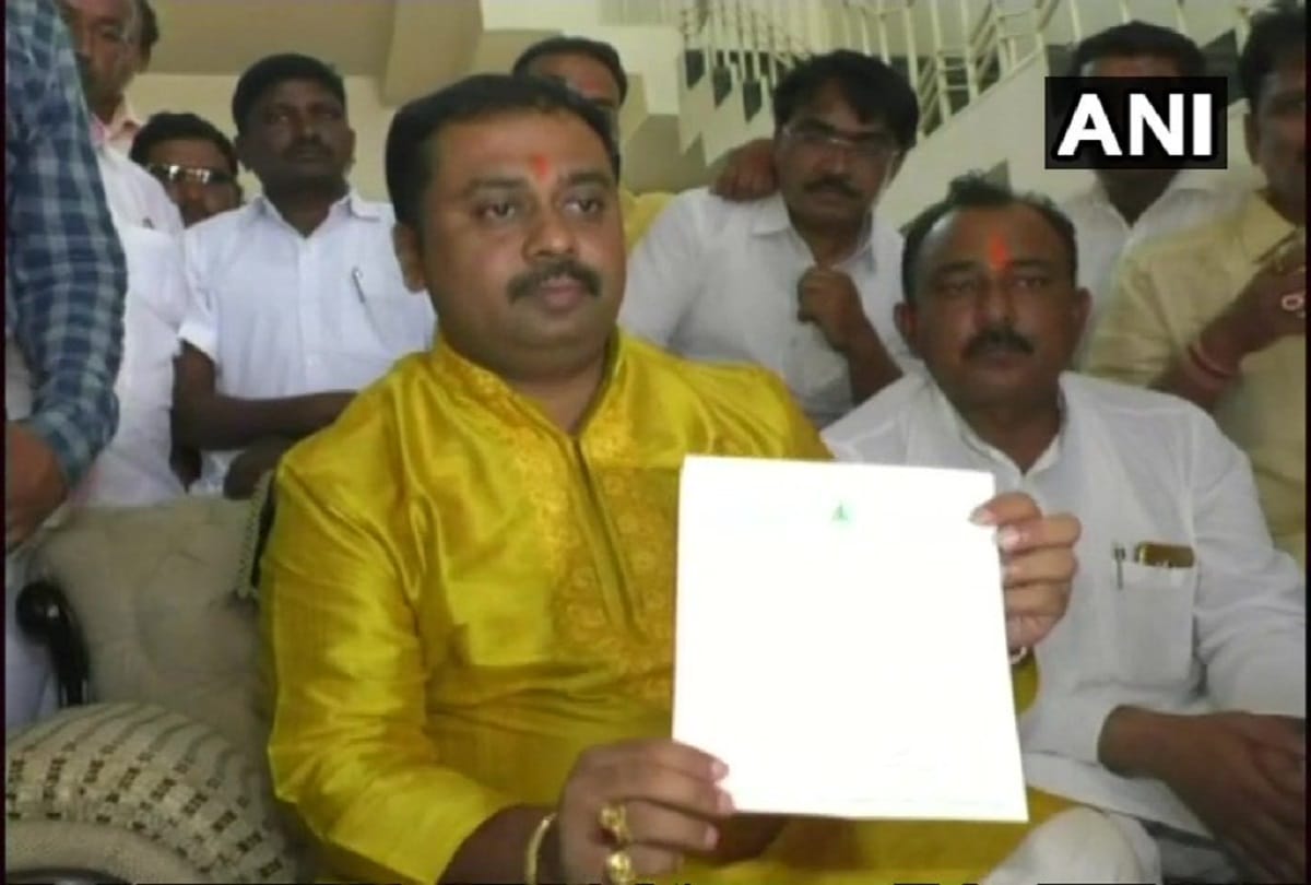 Karnataka: MLA Mallikarjun Khuba from Basavakalyan resigns from the JDS, will join BJP 