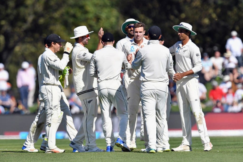 new zealand vs england 2nd test day 2 match report at Christchurch