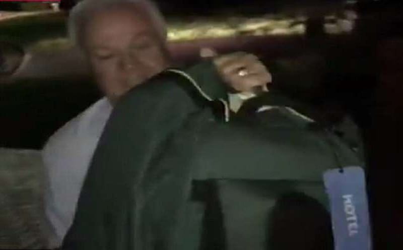 Steve Smith’s father peter smith packs up his cricket kit