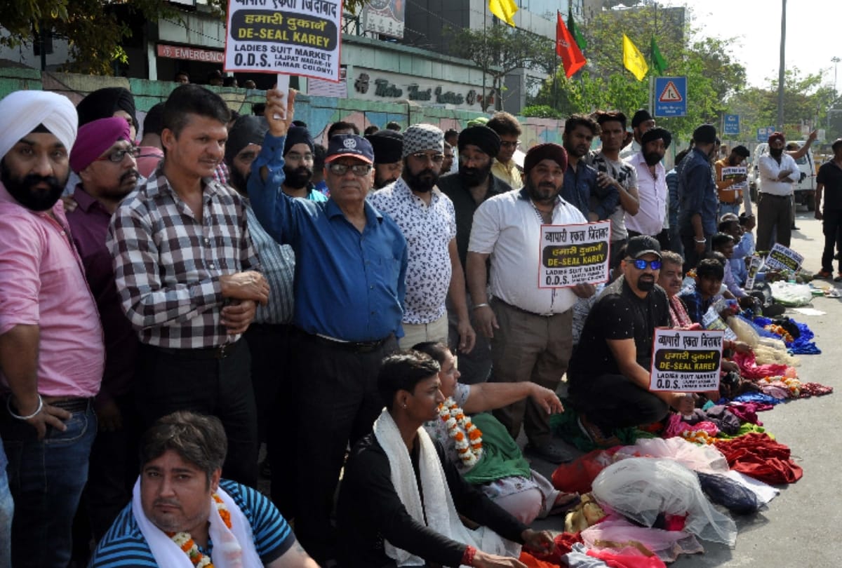 manoj tiwari to solve sealing problems of traders