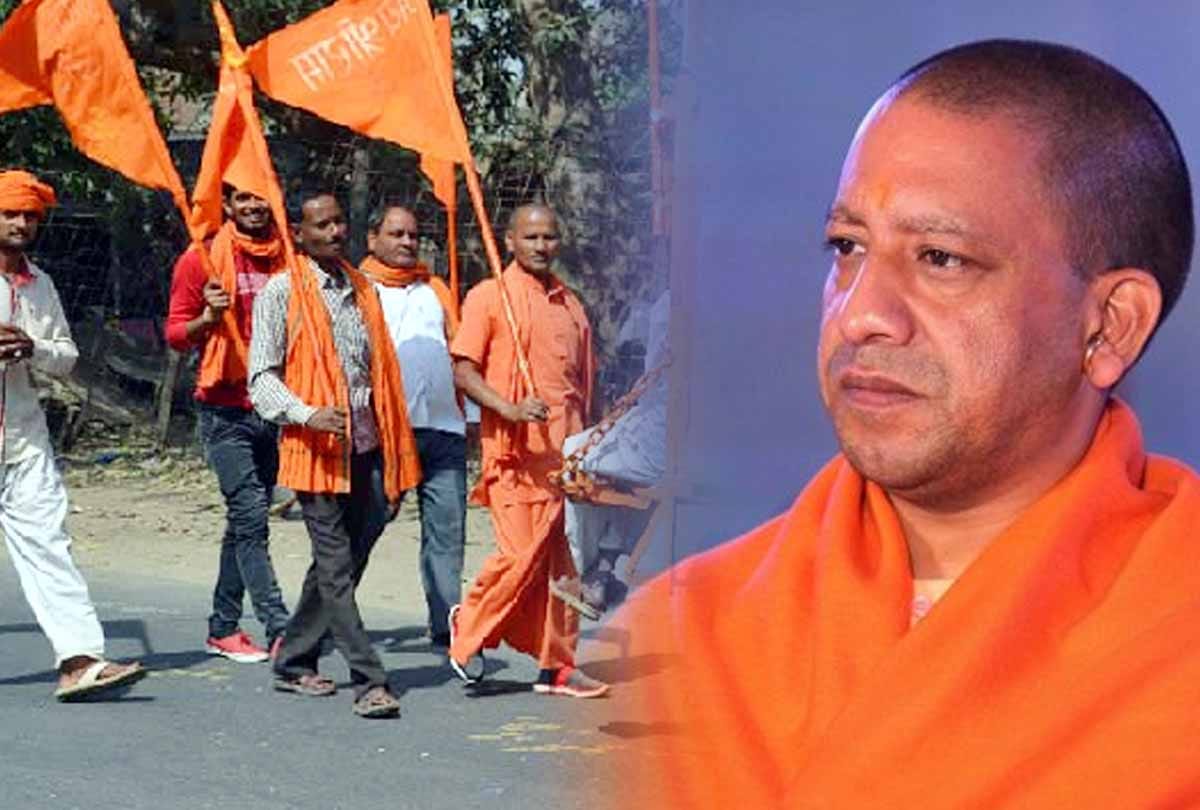 This man has decided to walk on foot to meet cm yogi