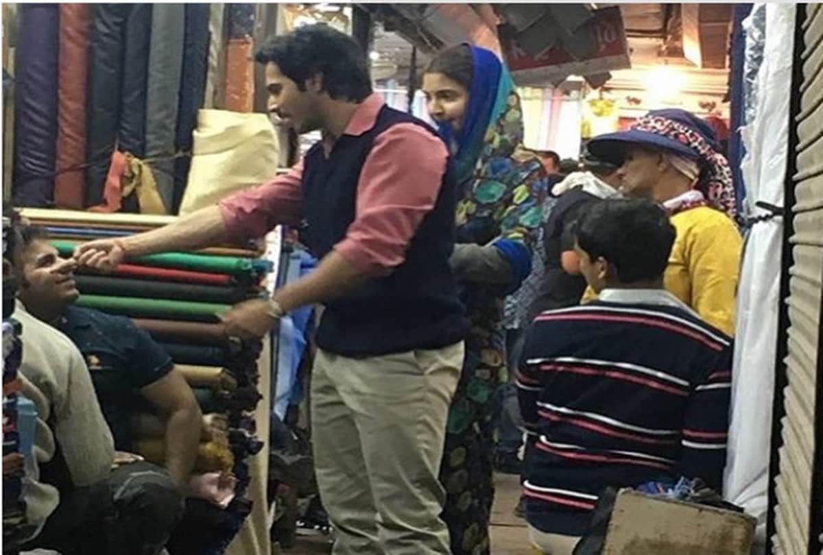 Varun Dhawan Spotted At Shankar Market in Connaught Place In New Delhi For Film Sui Dhaaga
