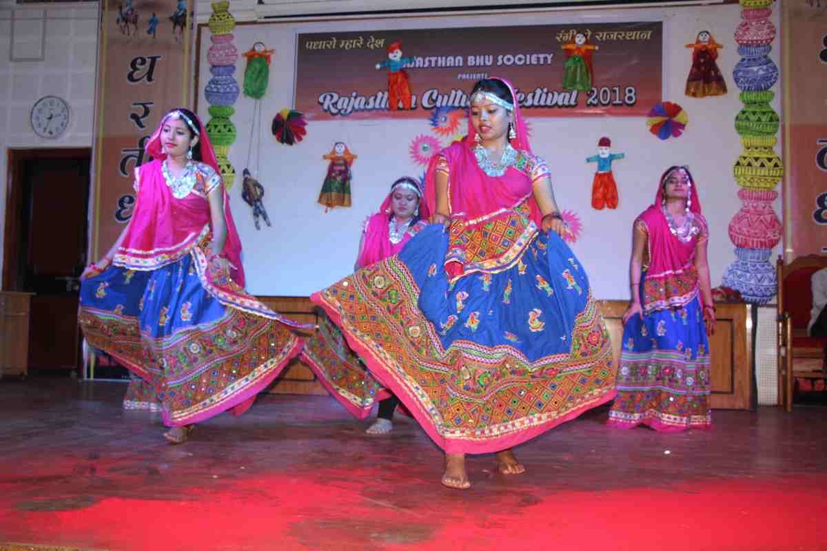Rajasthani dance in BHU on the occasion of Rajasthan day