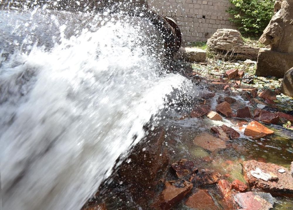 water is being wasted in agra 