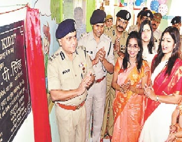 women batalian will be in up police : DGP
