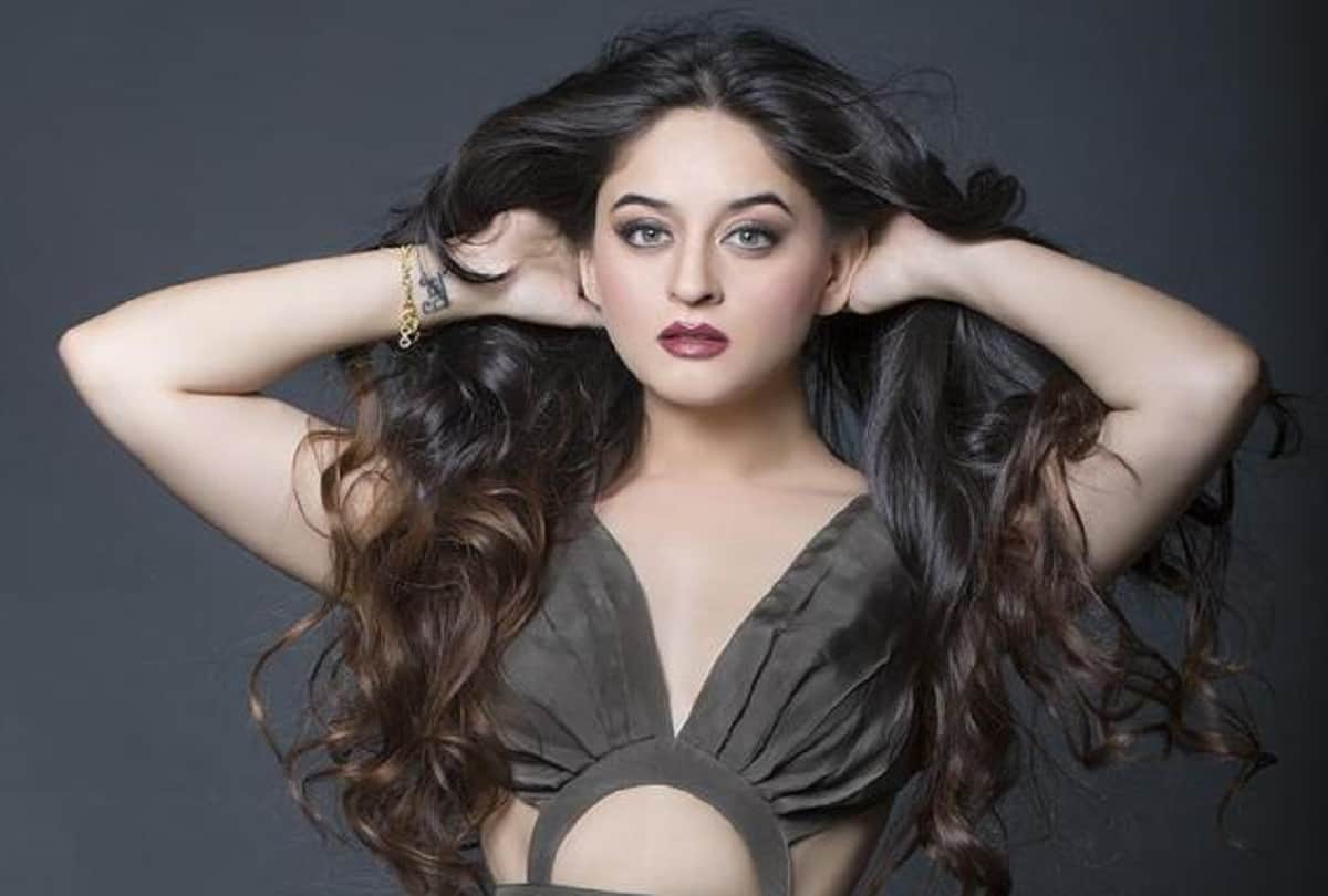Mahhi Vij got brutally trolled after her daughter Tara Makeover video goes viral on Internet
