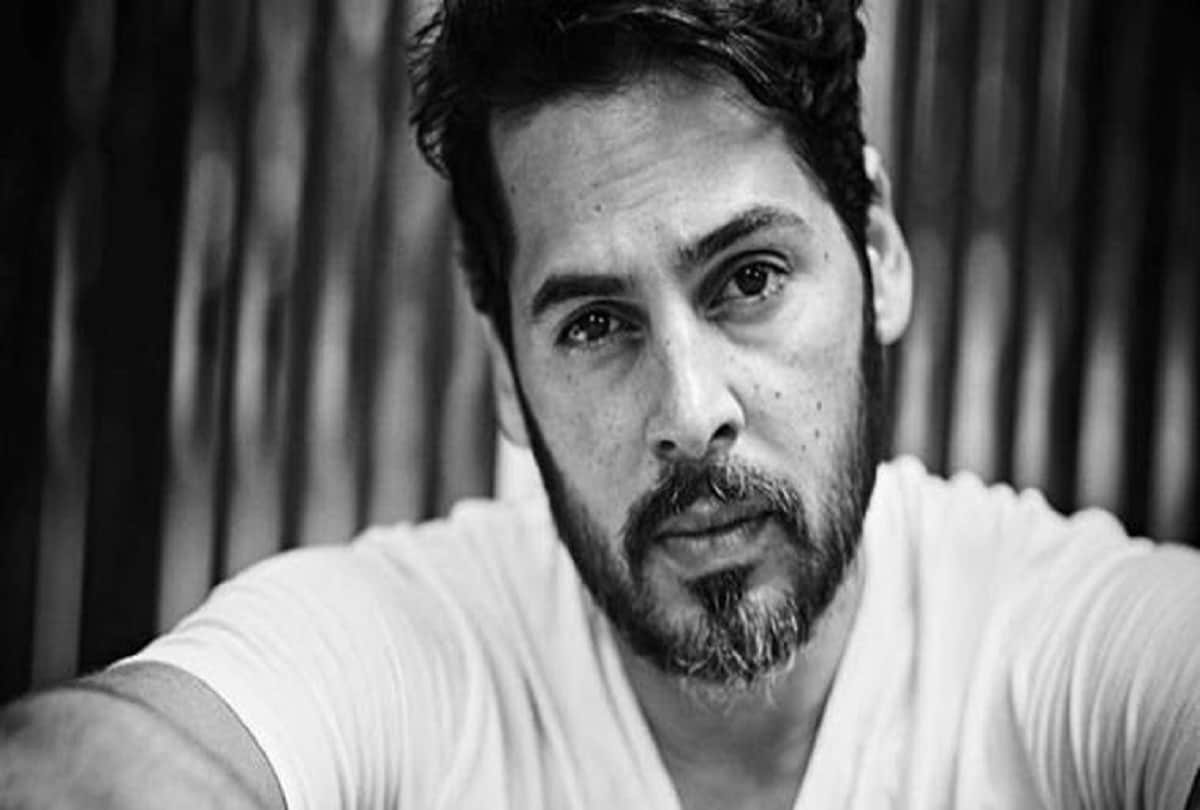 10 bollywood handsome chunk actors who fails in film industry