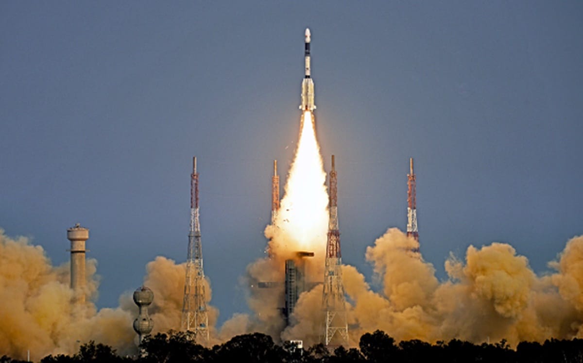 48 hours after launch GSAT-6A hitches in communication, ISRO is silent 