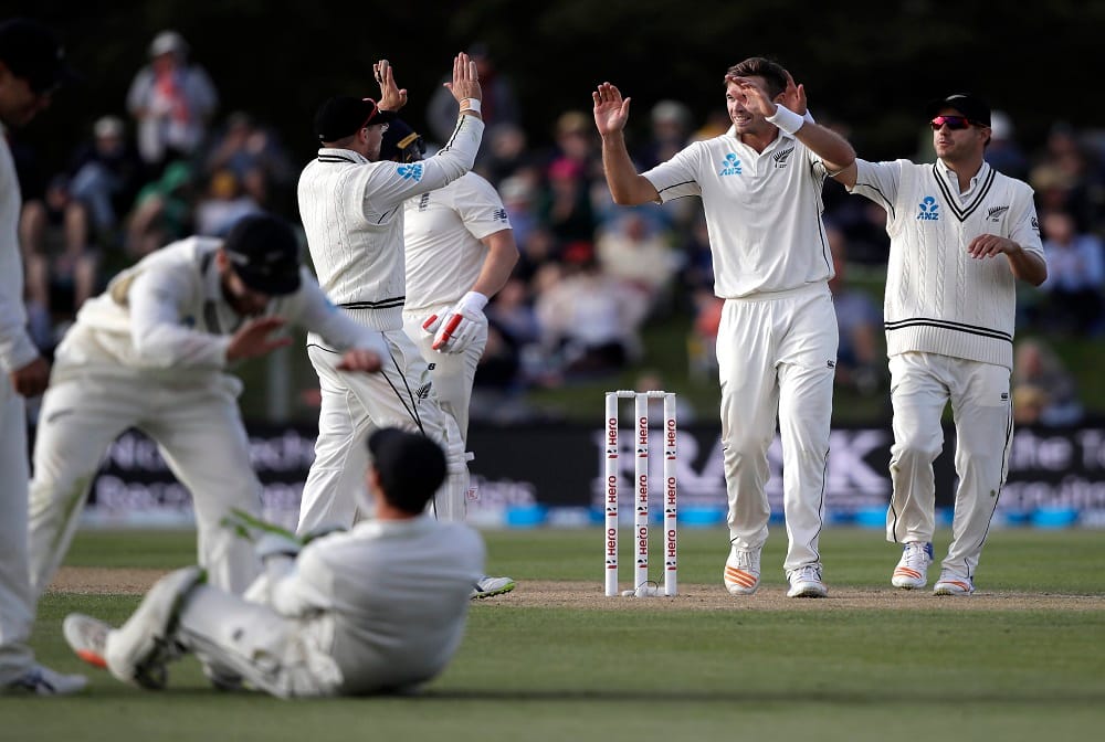 England lead by 231 runs against new zealand 2nd test at Christchurch