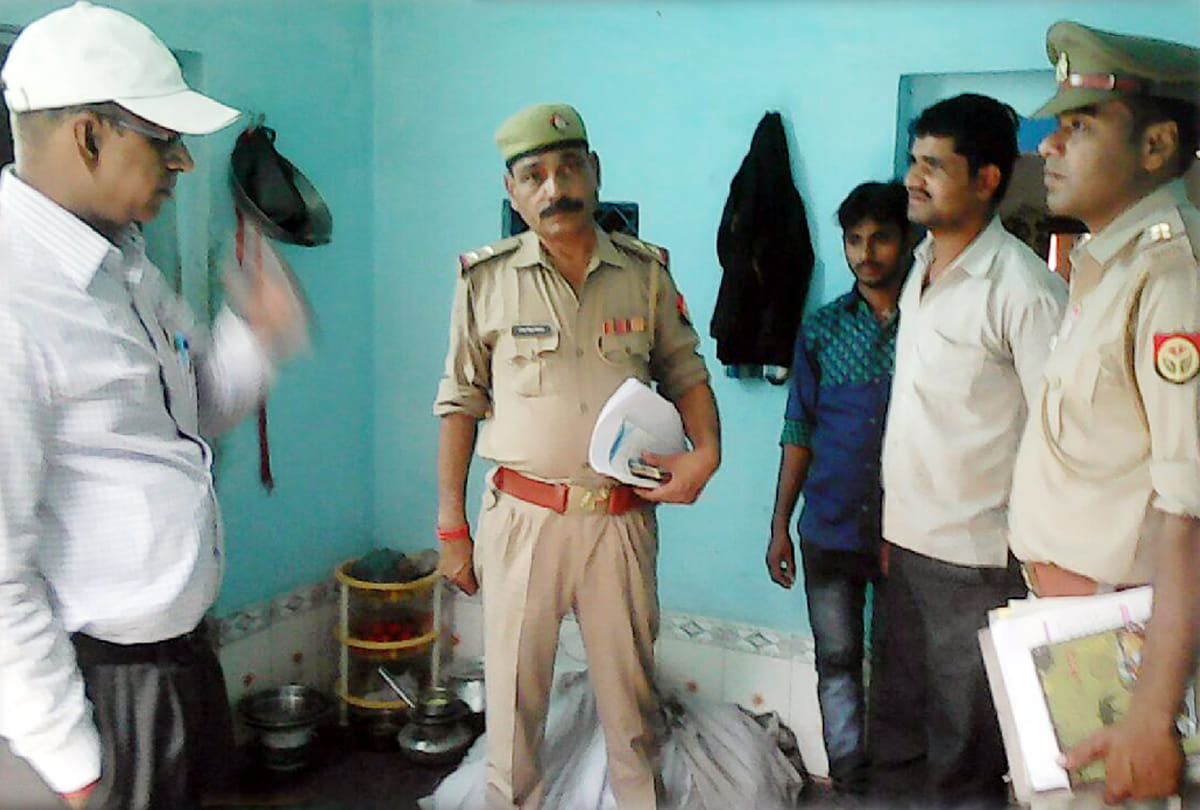wife commits suicide in dispute of hundred rupee