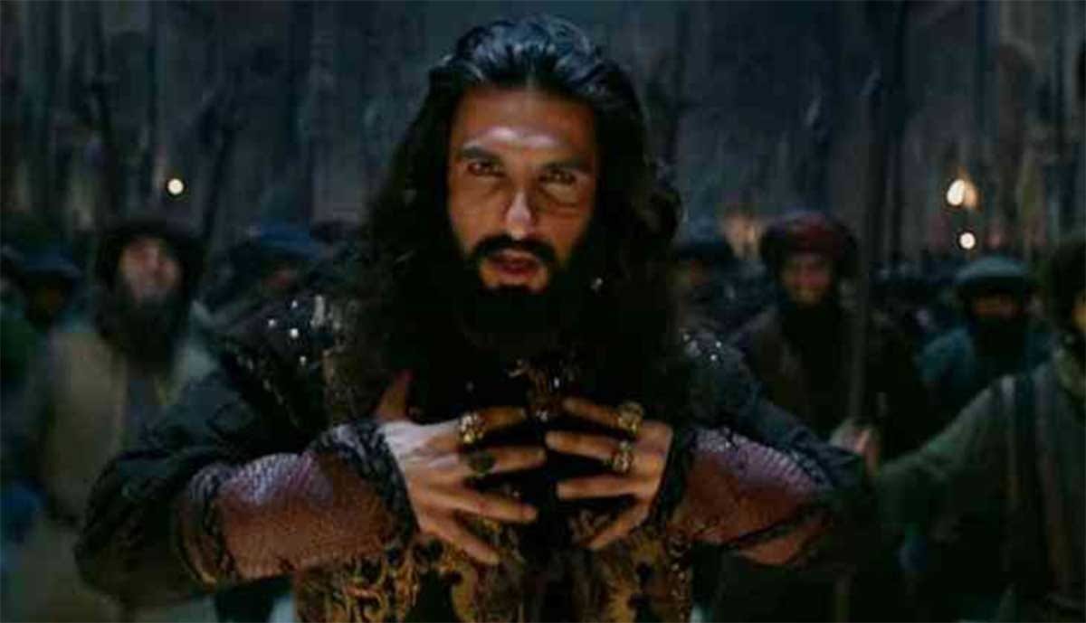 ranveer singh not sure of participating in ipl opening ceremony after injured his shoulder