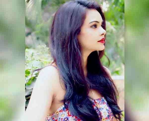 Mrs india earth shweta choudhary is coming varanasi 