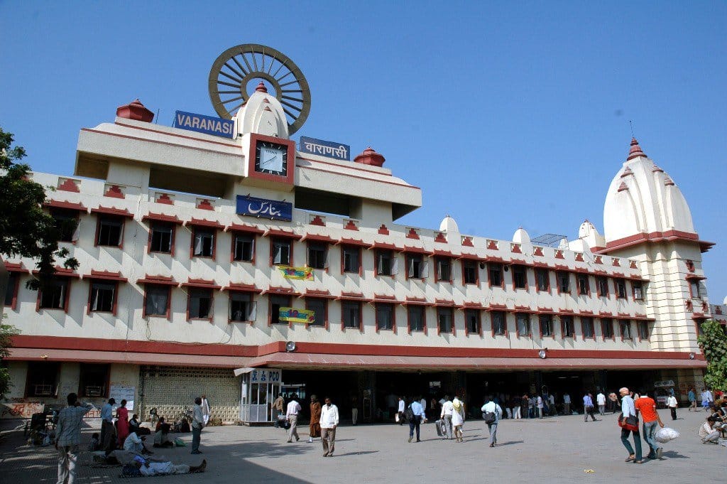 Escalators and lifts will be installed on all platforms of Cantt railway station Varanasi