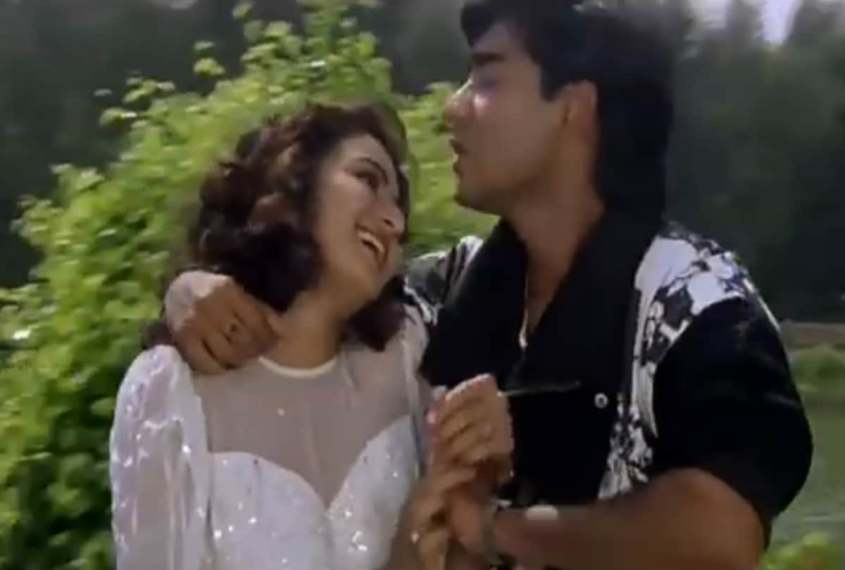 actor ajay devgan has to changed his surname because of this big reason 