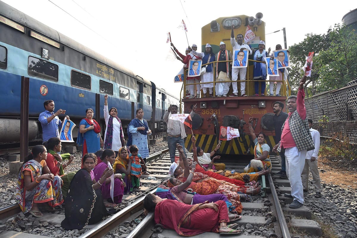 Despite 3600 arrests dalit band agitation brought bihar to a halt