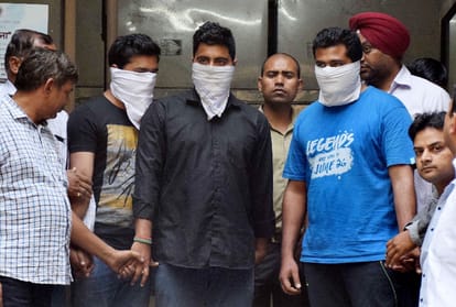 cbse paper leak: delhi crime branch arrested 4 others total 7 arrested and all updates