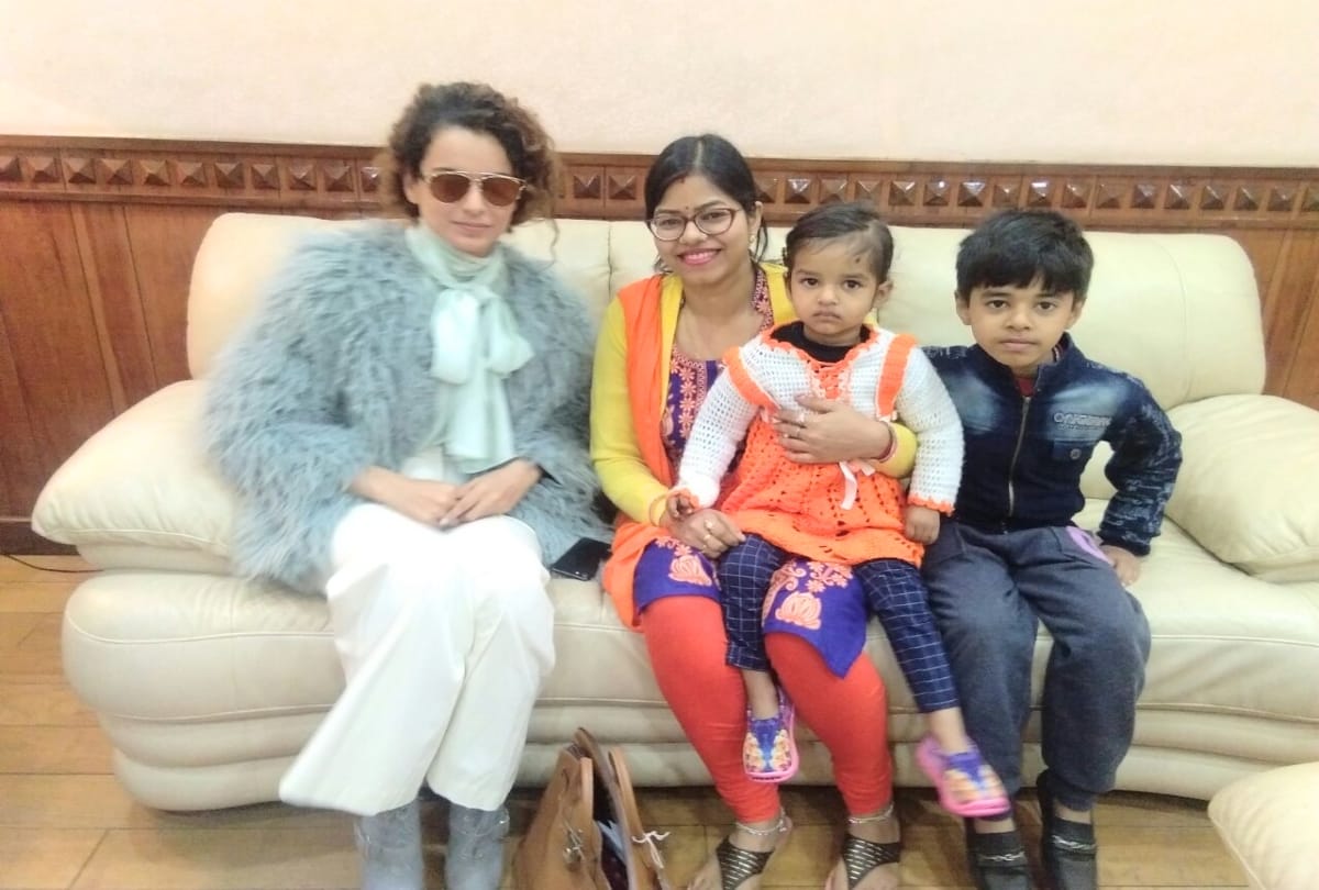 bollywood queen kangana ranaut left for mumbai
