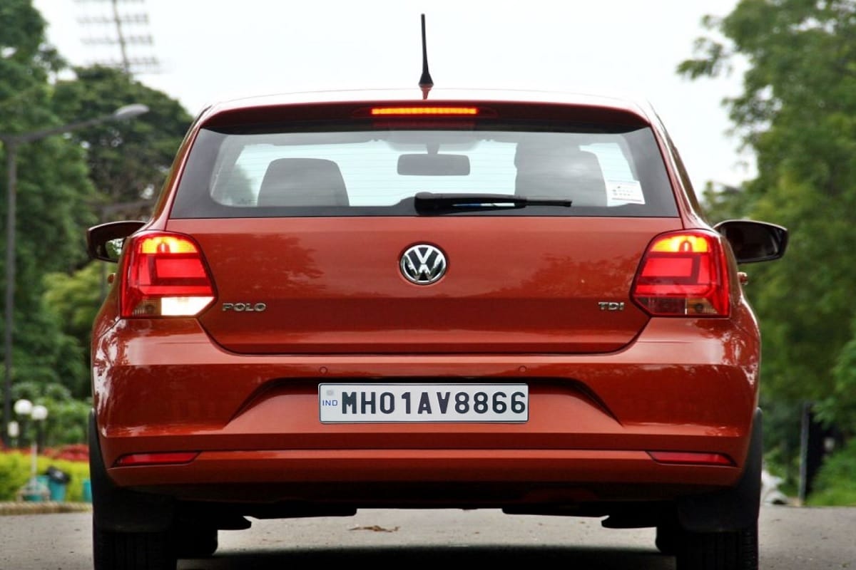Now cars will come with factory fitted number plates: Nitin Gadkari
