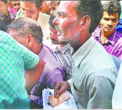 Jail workers taking bribe from prisoners kin for meeting time