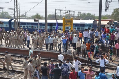 SC/ST Act protest: protestor stops trains and fracas passengers at mathura junction