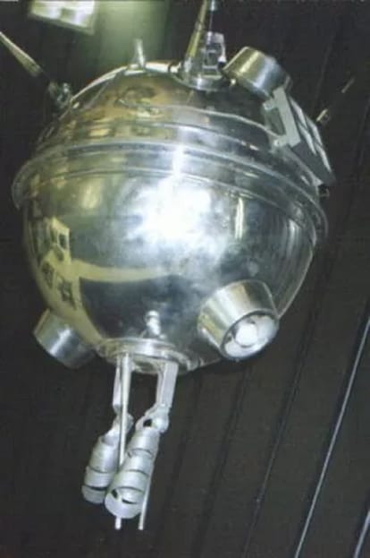 know how american detectives steal soviet spacecraft