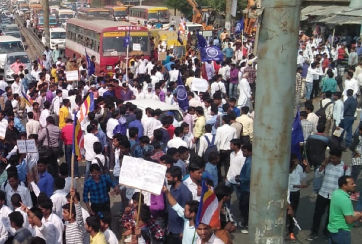 protest against the decision of supreme court on SC/ST Act 