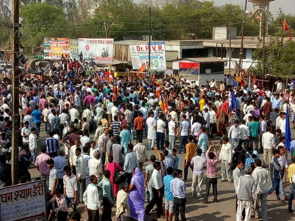 agra demonstration against changes in sc st act 