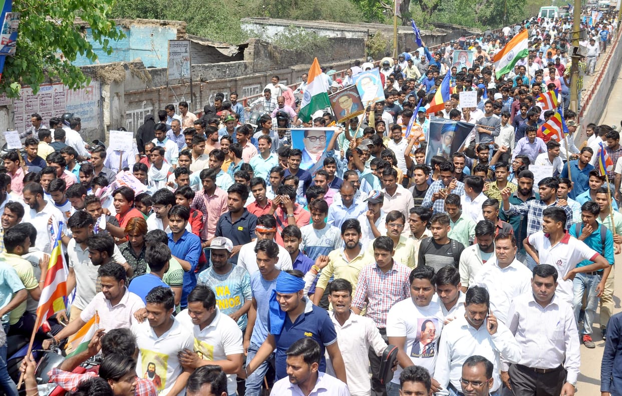 dalit people jamed road