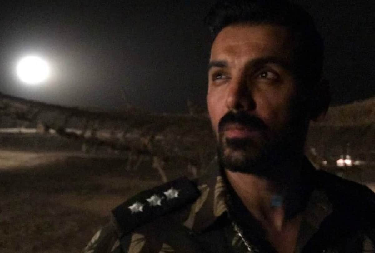 john abraham has announced film parmanu new release date
