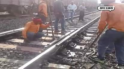 ALL PASSENGERS SAFE AFTER GANGMAN CONVEY MESSAGE TO RAILWAY STATION IN KANPUR