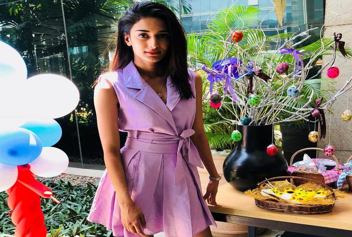 Not Kasauti Zindagi Ki 2 Erica Fernandes To Do Lead Role In Ye Hai Mohabbatein Spin off