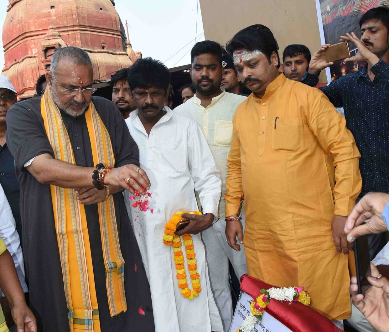 Central minister Giriraj Singh gives statement on Bharat bandh violence