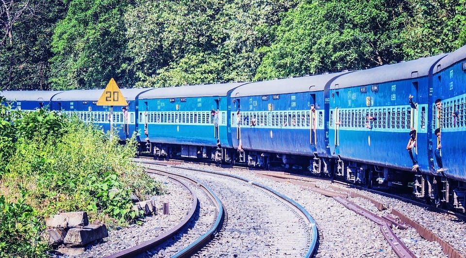 Eleven different Types Of Horns And What They Mean In Indian Railways